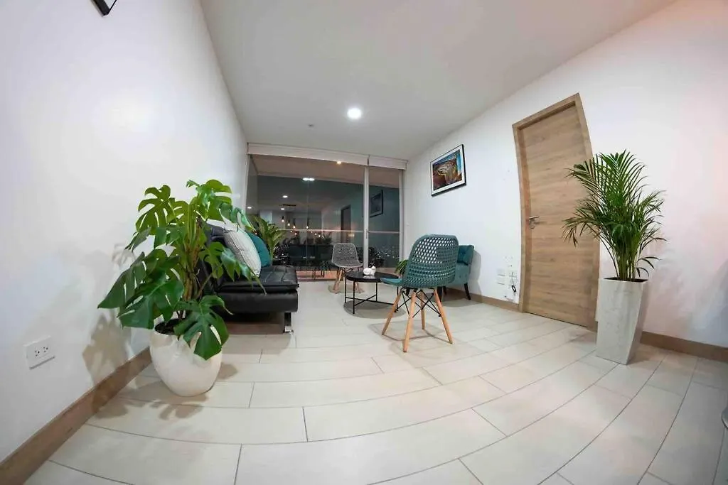 Suite Lujosa Edificio One Piso 21 Quito- Ecuador